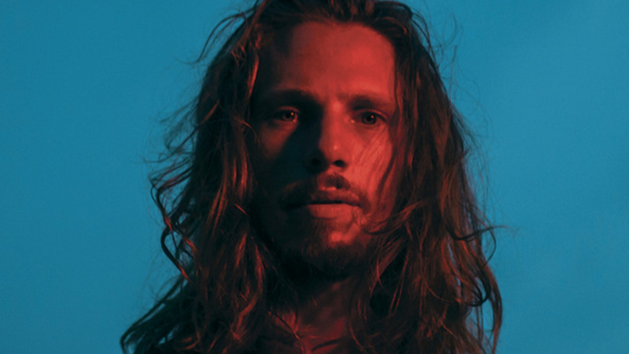 Naâman continue de faire vivre son héritage avec le titre inédit Coco Wata Naâman continue de faire vivre son héritage avec le titre inédit Coco Wata