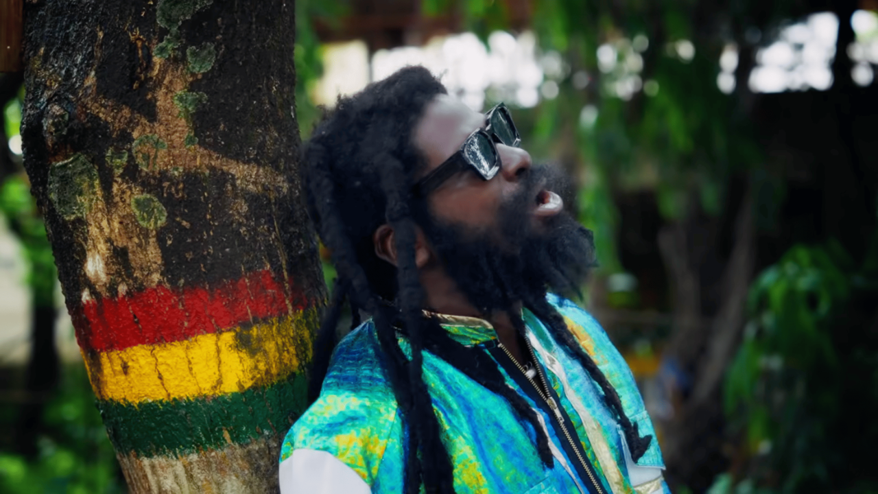 Takana Zion d&eacute;voile Few Words, un premier extrait puissant avec Warrior King